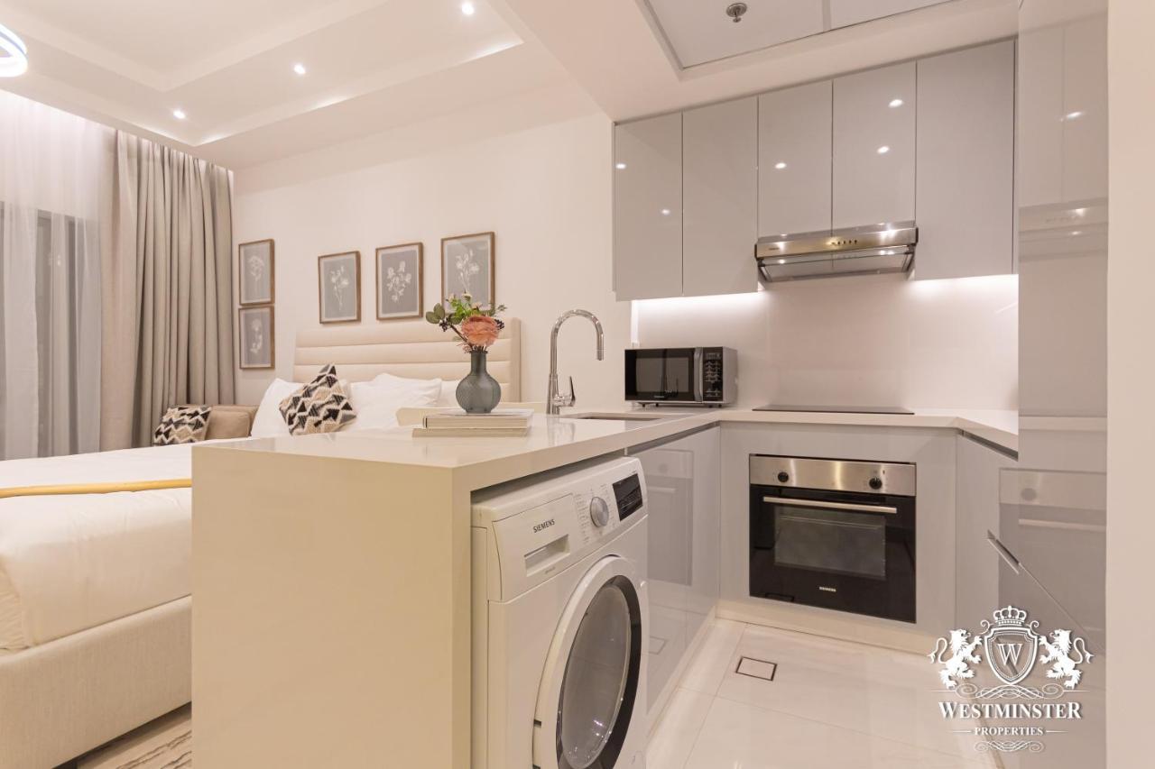 Ferienwohnung Westminster Burj Al Nujoom Dubai Exterior foto