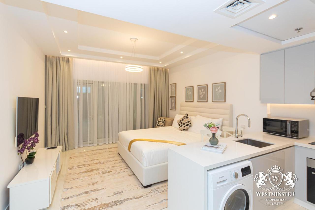 Ferienwohnung Westminster Burj Al Nujoom Dubai Exterior foto