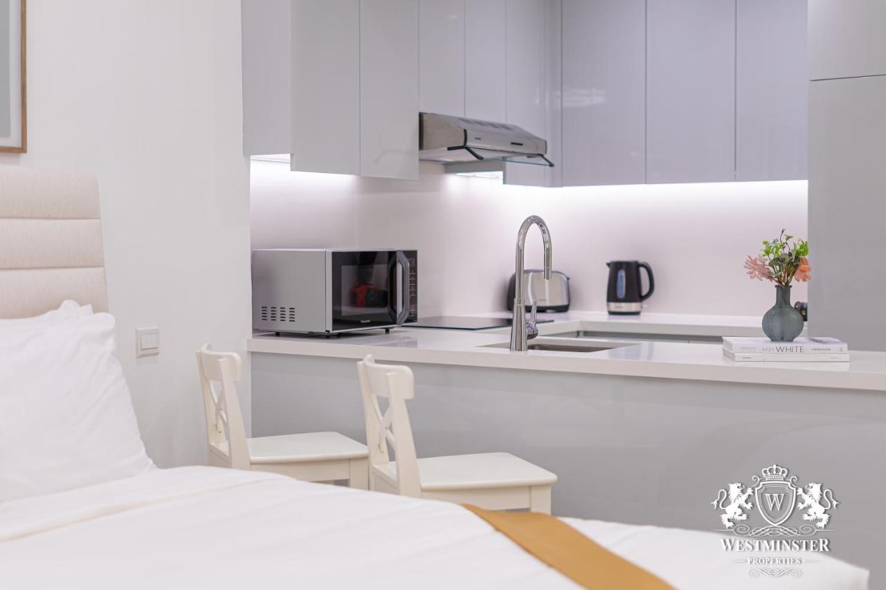 Ferienwohnung Westminster Burj Al Nujoom Dubai Exterior foto