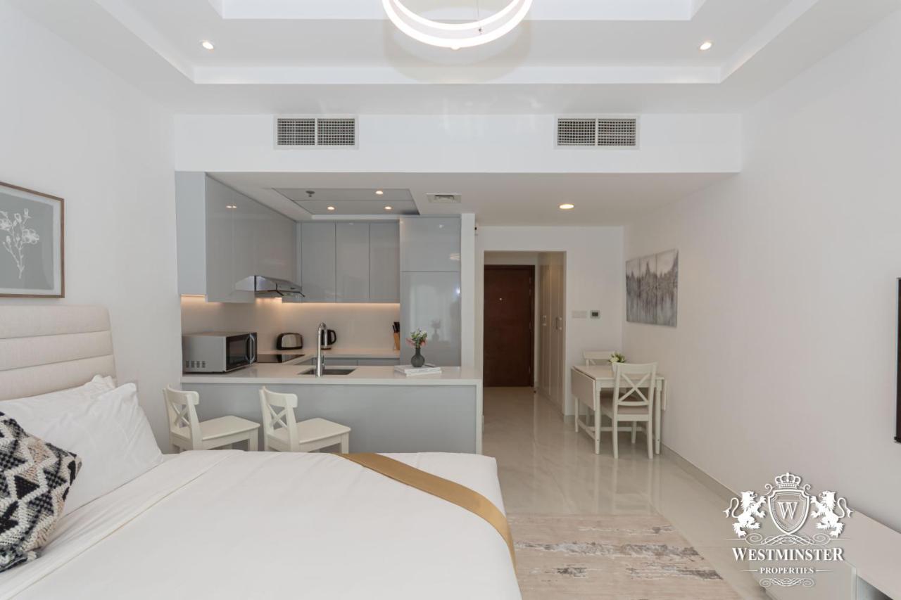 Ferienwohnung Westminster Burj Al Nujoom Dubai Exterior foto