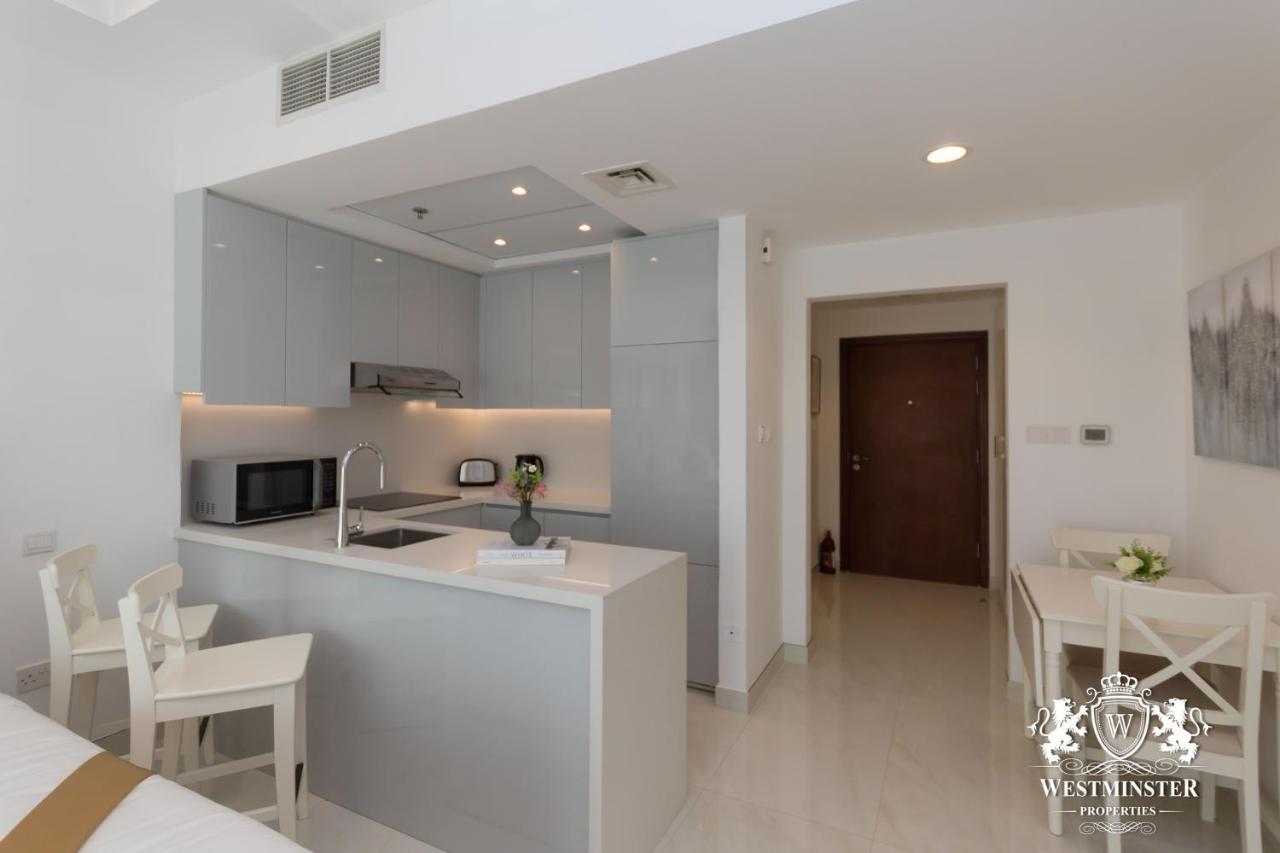 Ferienwohnung Westminster Burj Al Nujoom Dubai Exterior foto