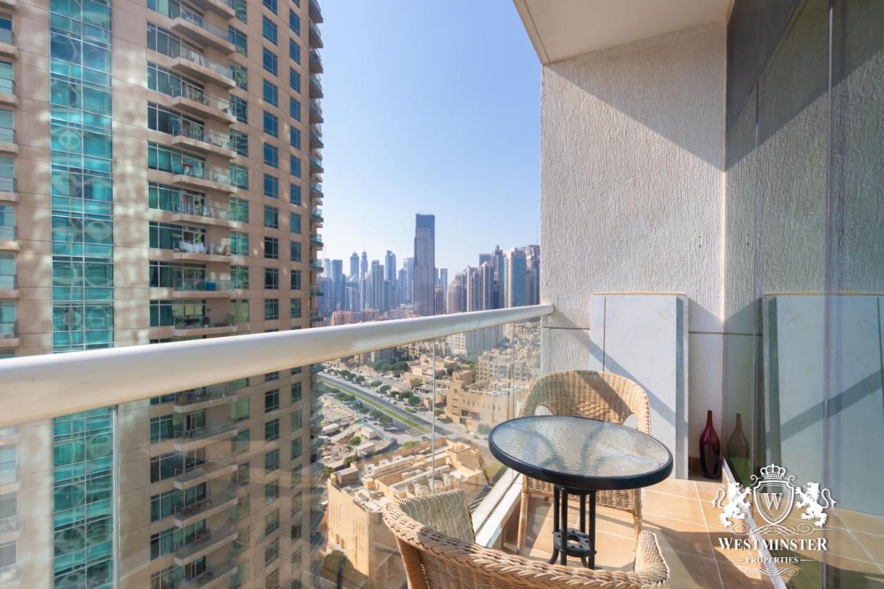 Ferienwohnung Westminster Burj Al Nujoom Dubai Exterior foto