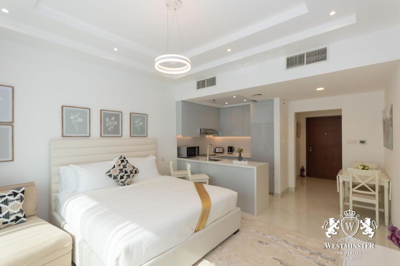 Ferienwohnung Westminster Burj Al Nujoom Dubai Exterior foto